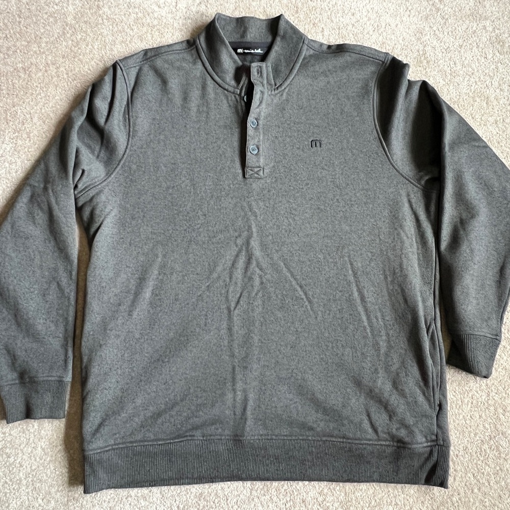 Travis Mathew Pullover